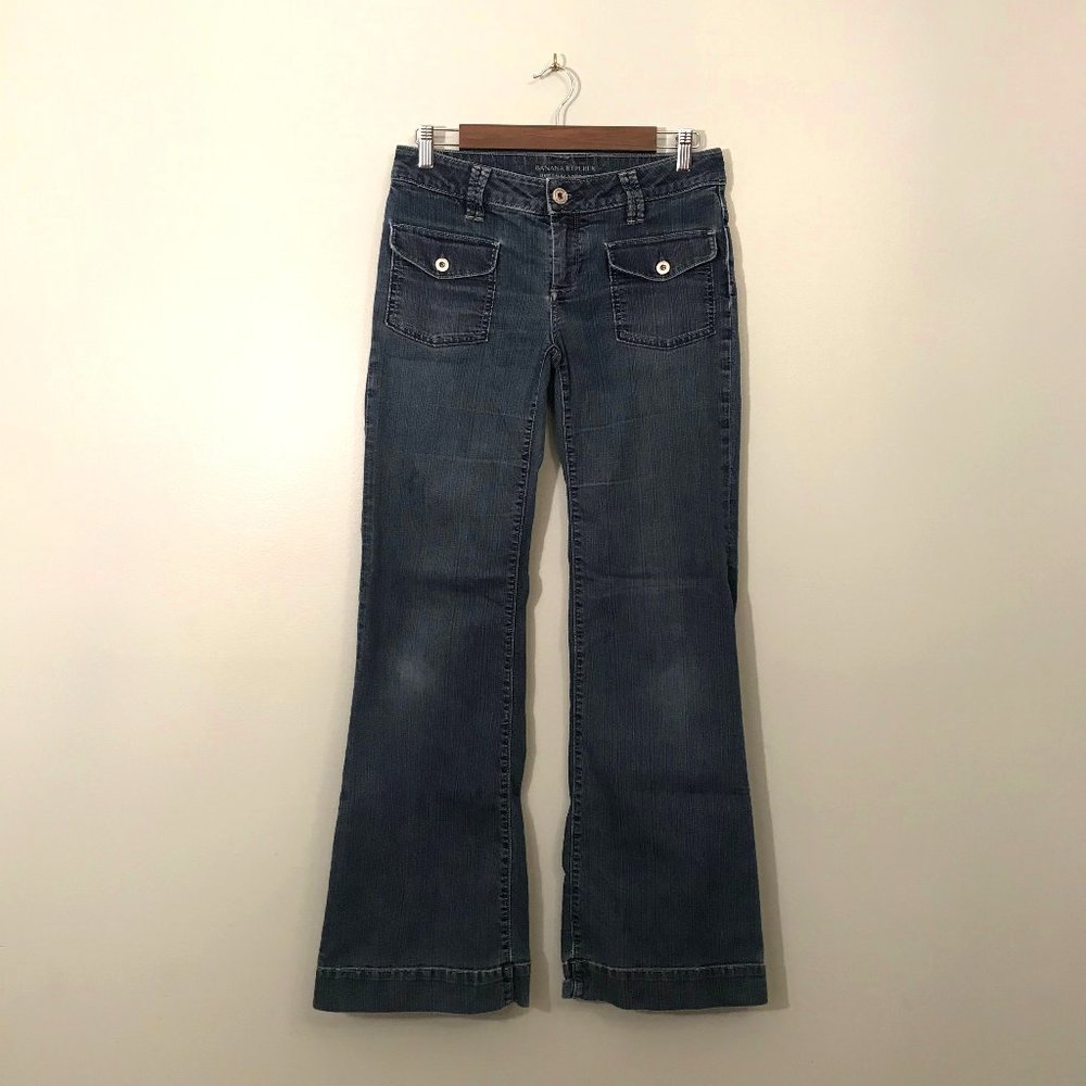 BANANA REPUBLIC Urban Flared Leg Jeans Size 4